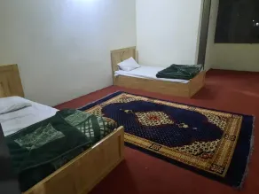 Sada Bahar Inn Hotel - Image 4