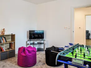 4 bedroom accommodation in Carlisle - Image 2