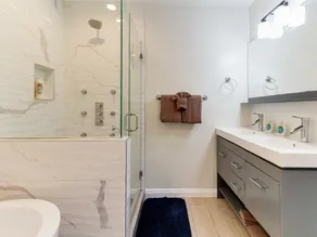 Woodland Hills Zen Modern - Image 5
