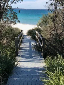 Cottage @Callala Beach - Pet friendly / Trampoline / Cubby house / Free wi-fi - Image 4
