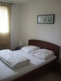 Beautiful independent cottage with garden - Image 3