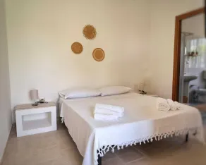 1 Bedroom Apartment in Giurdignano - Image 3