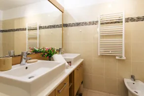 JARDINS MASSENA AP4088 Nice, by Riviera Holiday Homes - Image 3