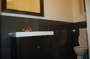 3 bedrooms suite, 2 bathrooms, balcony at Opera - Image 2
