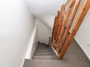 GLEED COTTAGE, pet friendly, character holiday cottage in Cheltenham - Image 2