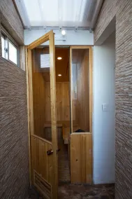 Romantic Minihouse with Lake - Image 2