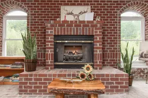 10 bedroooms/baths, 4 mi from VT - Image 5