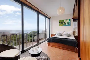 Holiday Apartment 'Casa Vale do Paraíso' with Sea View, Private Balcony & Wi-Fi - Image 4