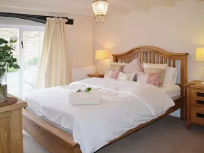 6 bedroom accommodation in Chillington, near Kingsbridge - Image 4