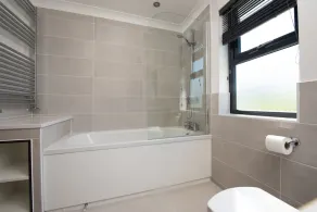 Juniper Lodge, 28 Roadford Lake Lodges - Image 3