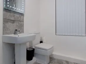Terrific sleeps 7 close to central Leeds - Image 4