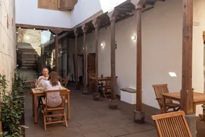 La Casa de La Camelia - Image 5