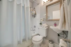 Dernier étage Princeton Condo w / balcon privé - Image 3