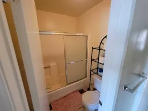 Charming 3-bedroom Condo w/ Patio - Cal Tech Area - Image 4