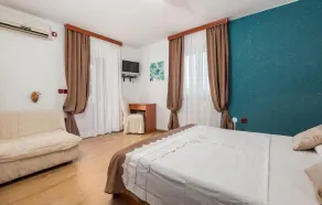 Beautiful Home In Metajna With Wifi - Image 4