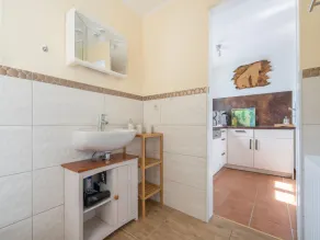 Snug Bungalow in Insel Poel Germany near Beach - Image 3