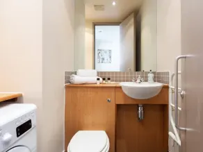 Lawrence House by Interhome - Image 3