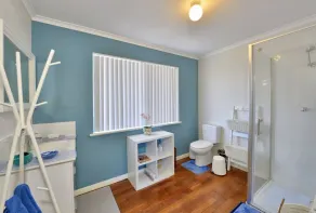 Ocean Blue Halls Head beach front - Image 5