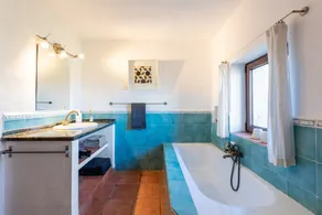 Holiday Home \"Finca Las Nuevas Casa Carmen\" with Mountain View, Pool, Wi-Fi, Terrace & Garden - Image 3