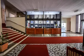 Park Hotel - Image 2