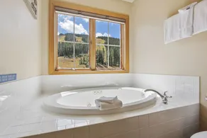 Elk Run 3 Bedroom Townhome #7 by RedAwning - Image 2