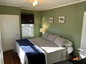 Penthouse w/ Best Mtn Views Walk to Gore, Main St | Fast WiFi | Sleeps 6 - Image 4
