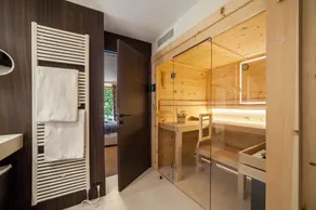 Chalet Apartment Stefan – Central Location with Mountain Views - Image 3