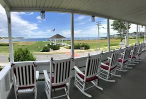 York Manor, Apt 2, Short Sands Beach - Image 5