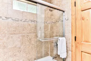 Private, Pet Friendly Vacation Home on Lost Lake - Image 5