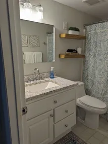 Ocean Front Condo, Steps to the beach,  2 bed/2 bath-Private beach & pool - Image 3