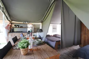 Luxious Glamour Safari Tent 2 - Image 3