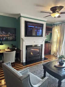 5 minutes Downtown! 2 Bdrm 2. 5 maison de bain! Capacité d'accueil jusqu'à 4 adultes - Image 3