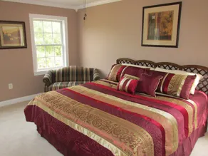 10 Acre Country Estate, Serene and Relaxing - Image 4
