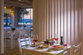 Enorme Armonia Hotel - Image 4