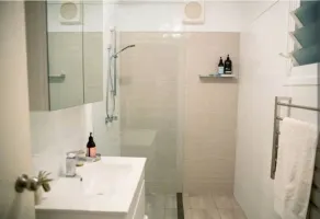 Unwind, Recharge, Rejuvenate - 4 bedrooms & sleeps up to 9 - Image 5