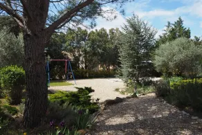 Holiday Home near Mont Ventoux Ski Resort - Image 2