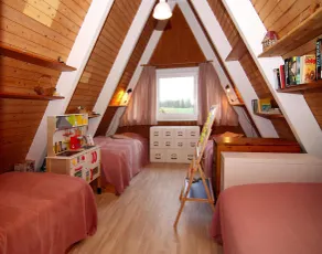 Cottage, Steam - Image 2