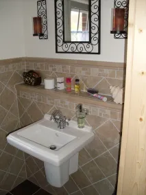 comfortable vacation home with large garden in quiet location - Image 2
