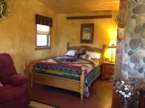 HUNTER'S CABIN, Perfekt på alle måder til din Black Hills getaway, nær Custer - Image 3