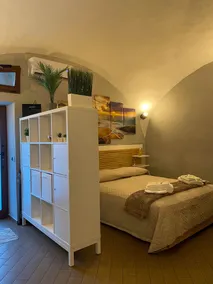 An ancient stone house in the heart of Pietrelcina - Image 5