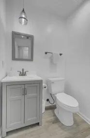 Newly Remodeled Townhome(RD) - Image 4