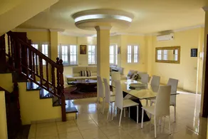 Traumvilla mit großem Außenbereich, privatem Pool und Grill. - Image 4