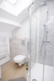 Modern Living - Image 3