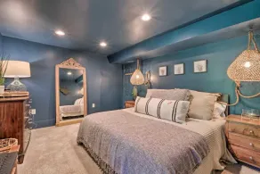 Tranquil mountainhouse w/hot tub, super close to trails & wineries- pet friendly - Image 4