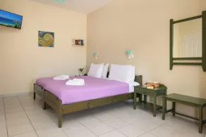 SYNNY AND COMFORTABLE STUDIO NEAR CRYSTAL WATER SANDY BEACH - Image 5