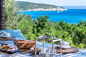PANORAMISK VILLA MED privat tillgång till havet - Image 4