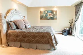 Luxury Lake Huron Lakefront Home w/ Indoor Pool, Spa & Game Room - Sleeps 20! - Image 4