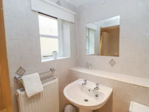 Rose Cottage - Image 2