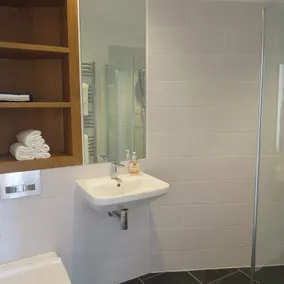 Self contained annex set in peaceful countryside close to the beach - Image 2