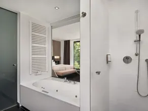 Parkresidenz Junior Suite - Nicht Erstattbar - Relais & Châteaux Hotel Burg Schwarzenstein - Image 2